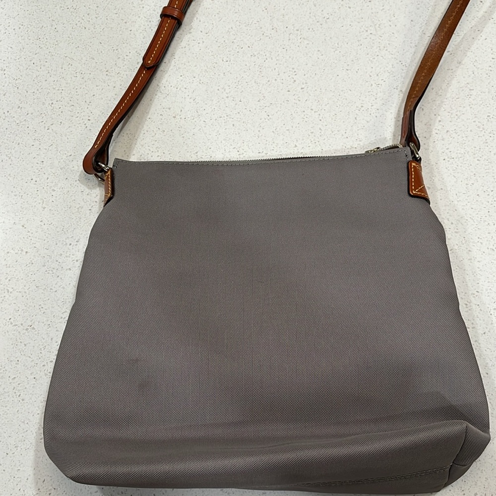 Dooney & Bourke Gray Crossbody Bag with Brown Trim - Picture 2 of 10